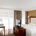 Dorint Herrenkrug Parkhotel 4*