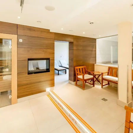 Dorint Herrenkrug Parkhotel Szálloda