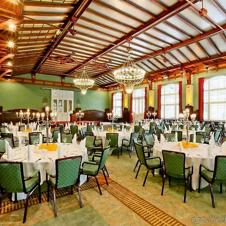 Dorint Herrenkrug Parkhotel Hotel