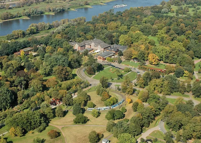 Dorint Herrenkrug Parkhotel Hotel 4*